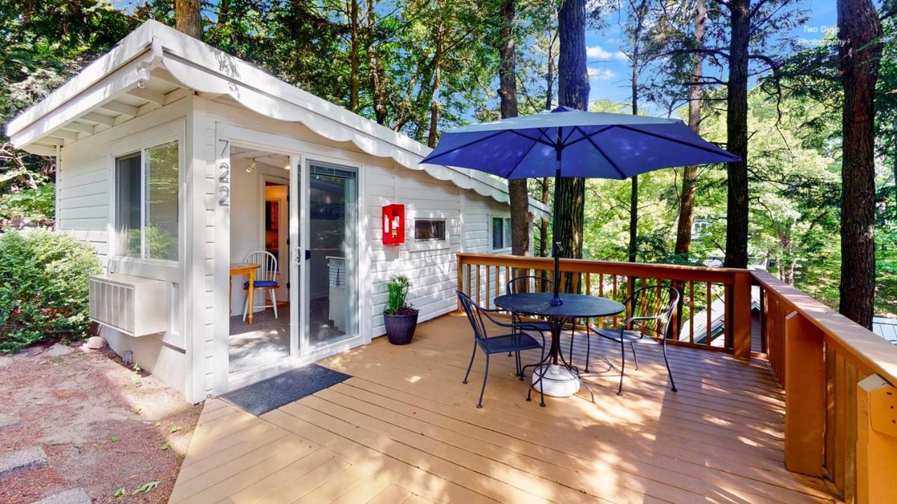 Holiday Hill Resort Saugatuck Zewnętrze zdjęcie